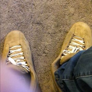 Meet your Posher, Devonte